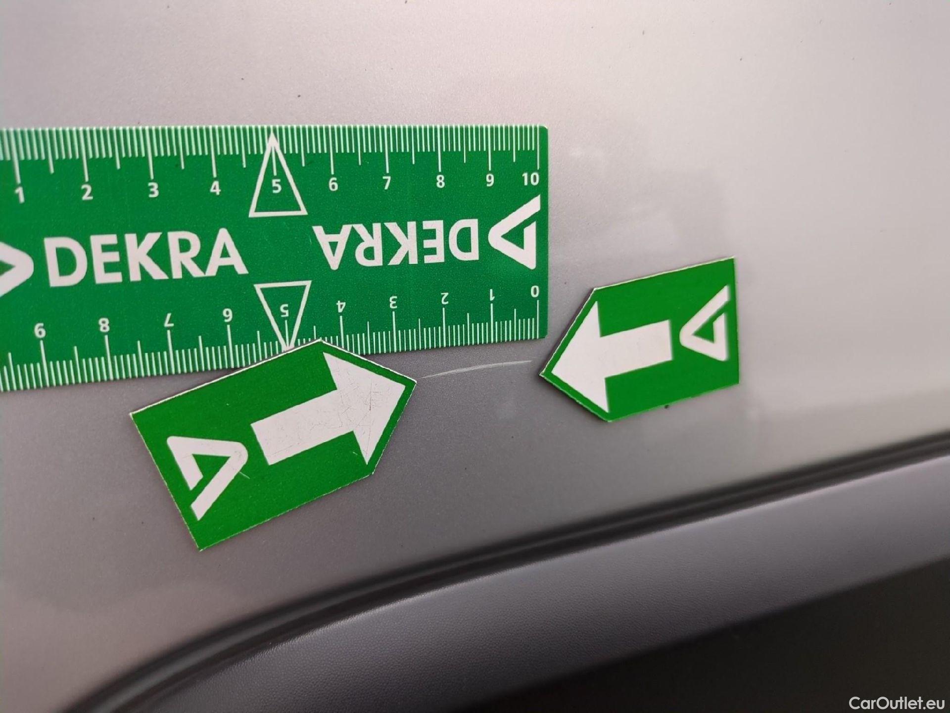  Ford  Transit FORD  Custom / 2018 / 4P / Fourgon tôlé 2.0 ECOBLUE 130 300 L2H1 AUTO TREND BUS #21