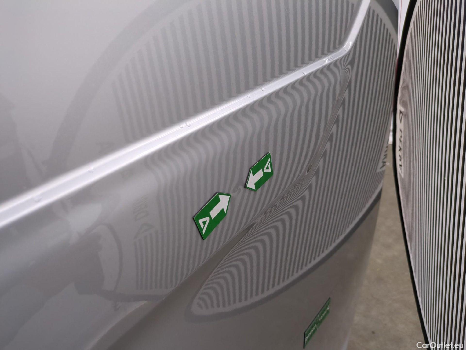  Ford  Transit FORD  Custom / 2018 / 4P / Fourgon tôlé 2.0 ECOBLUE 130 300 L2H1 AUTO TREND BUS #25