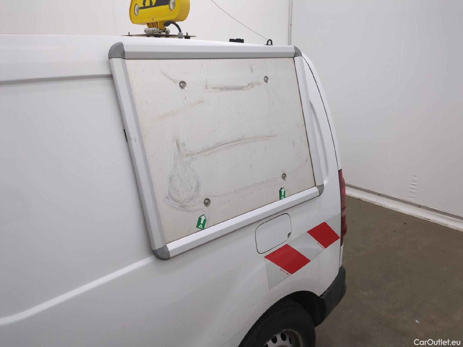  Citroen  Berlingo  Fourgon Club L1 (Court) 1.6 BlueHDi 100CV BVM5 E6 #45