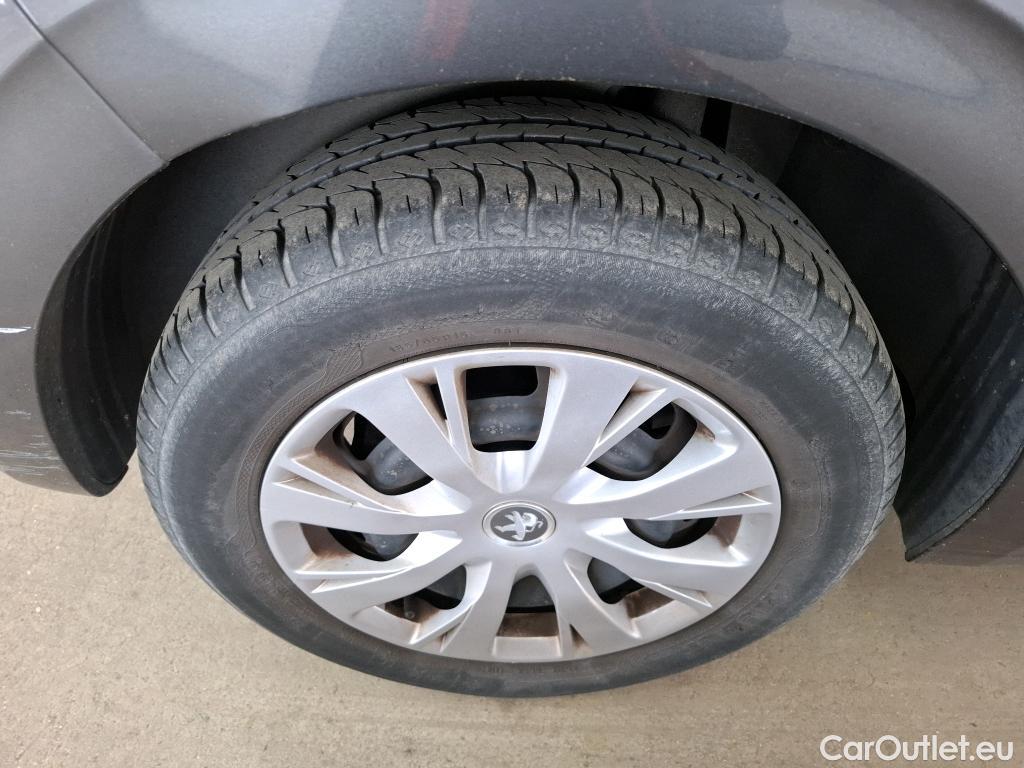  Peugeot  208  Affaire Premium Pack 1.5 HDi 100CV BVM6 E6dT #52