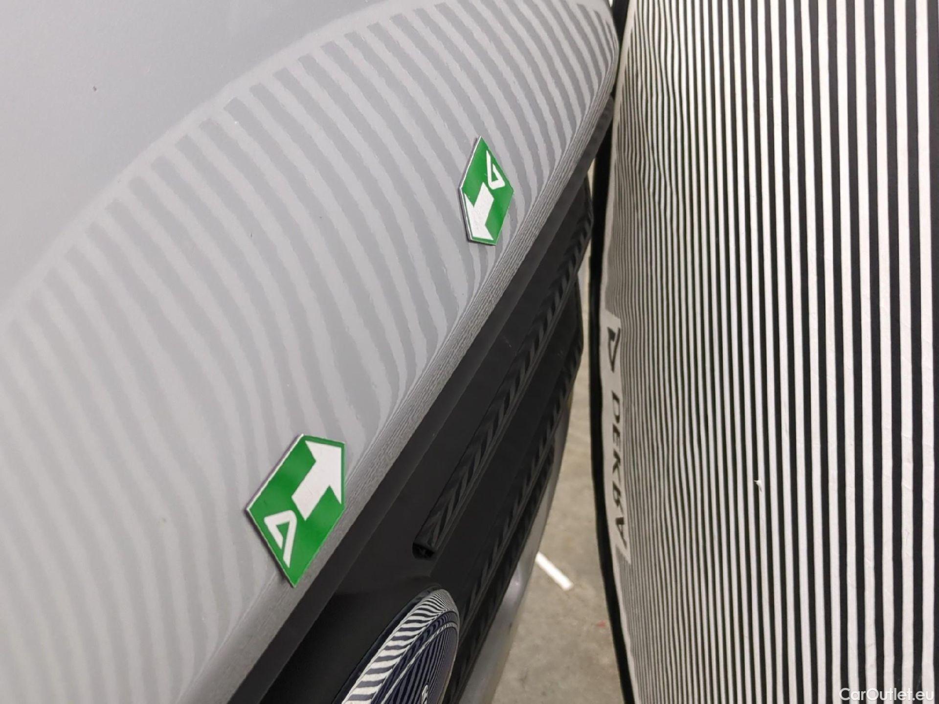  Ford  Transit FORD  Custom / 2018 / 4P / Fourgon tôlé 2.0 ECOBLUE 130 300 L2H1 AUTO TREND BUS #35