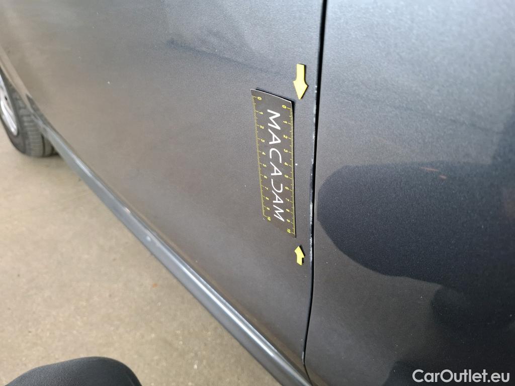  Peugeot  208  Affaire Premium Pack 1.5 HDi 100CV BVM6 E6dT #36