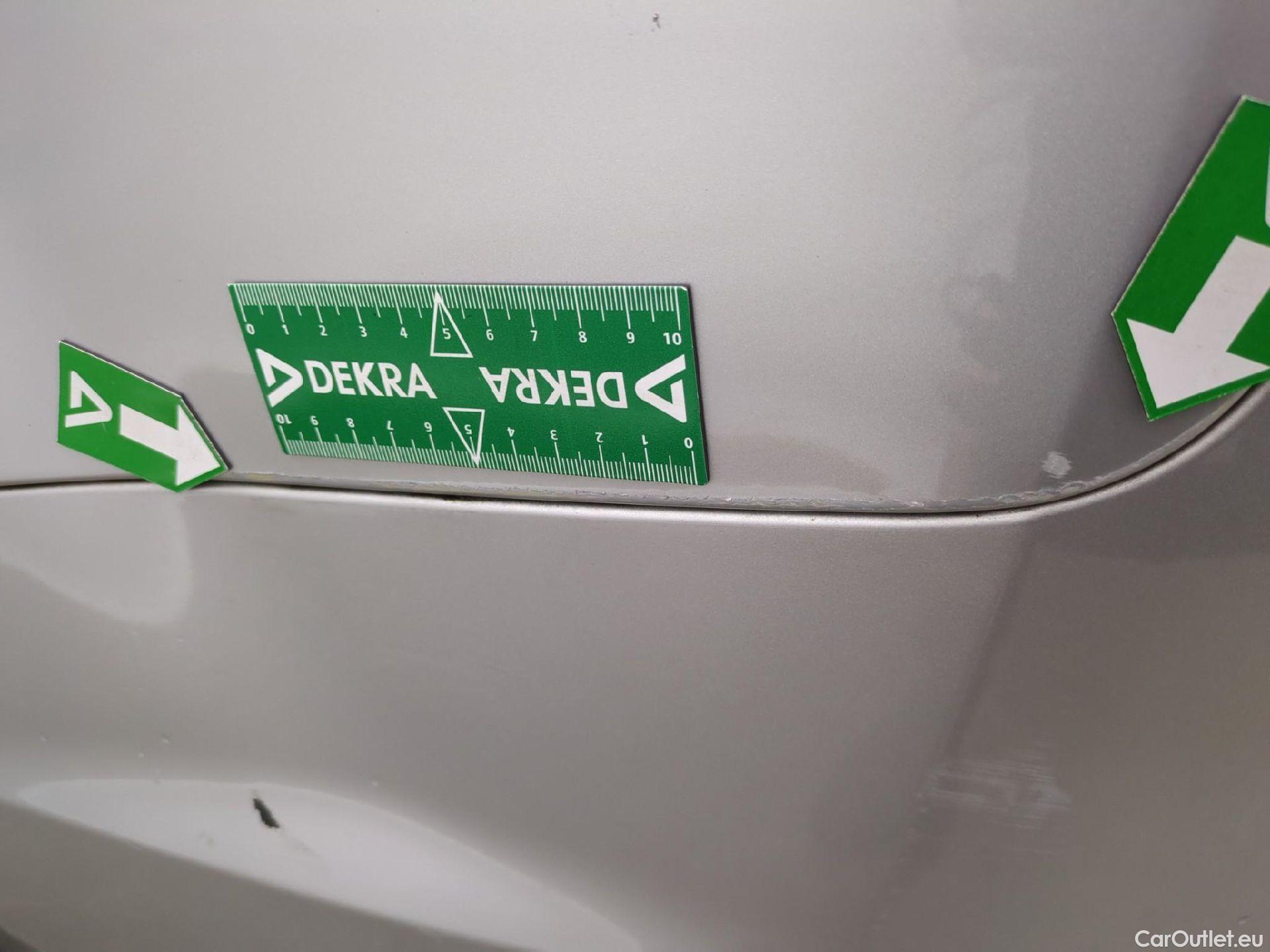  Ford  Transit FORD  Custom / 2018 / 4P / Fourgon tôlé 2.0 ECOBLUE 130 300 L2H1 AUTO TREND BUS #23