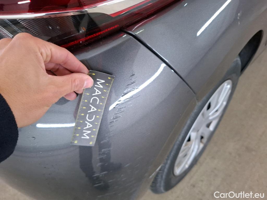  Peugeot  208  Affaire Premium Pack 1.5 HDi 100CV BVM6 E6dT #44