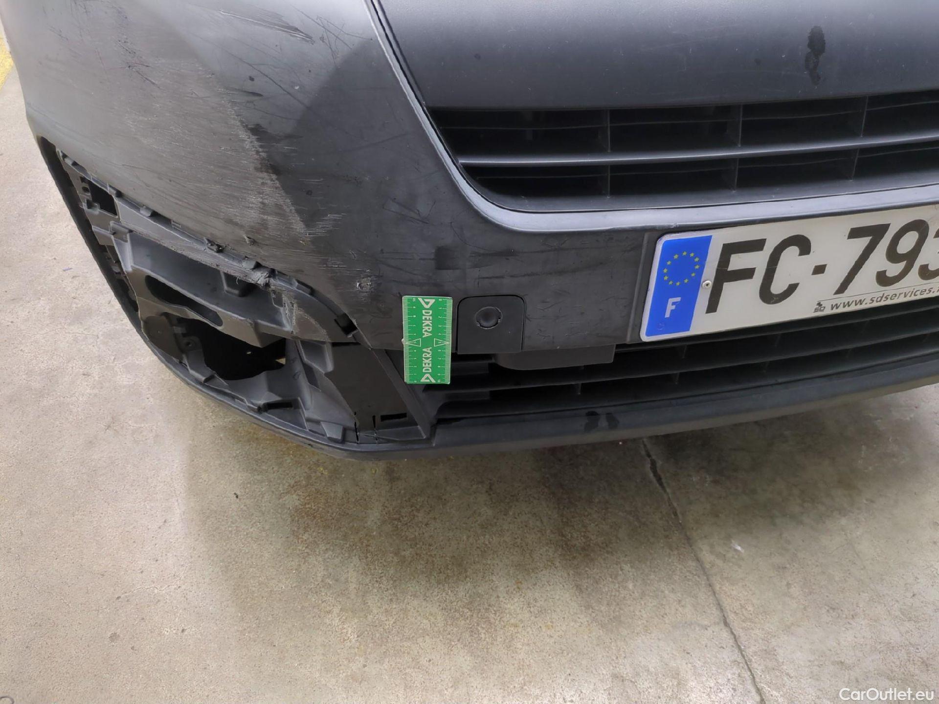  Citroen  Berlingo  Fourgon Club L1 (Court) 1.6 BlueHDi 100CV BVM5 E6 #40