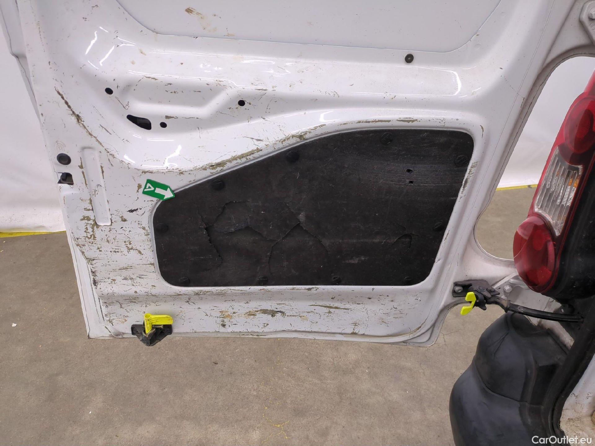  Citroen  Berlingo  Fourgon Club L1 (Court) 1.6 BlueHDi 100CV BVM5 E6 #4