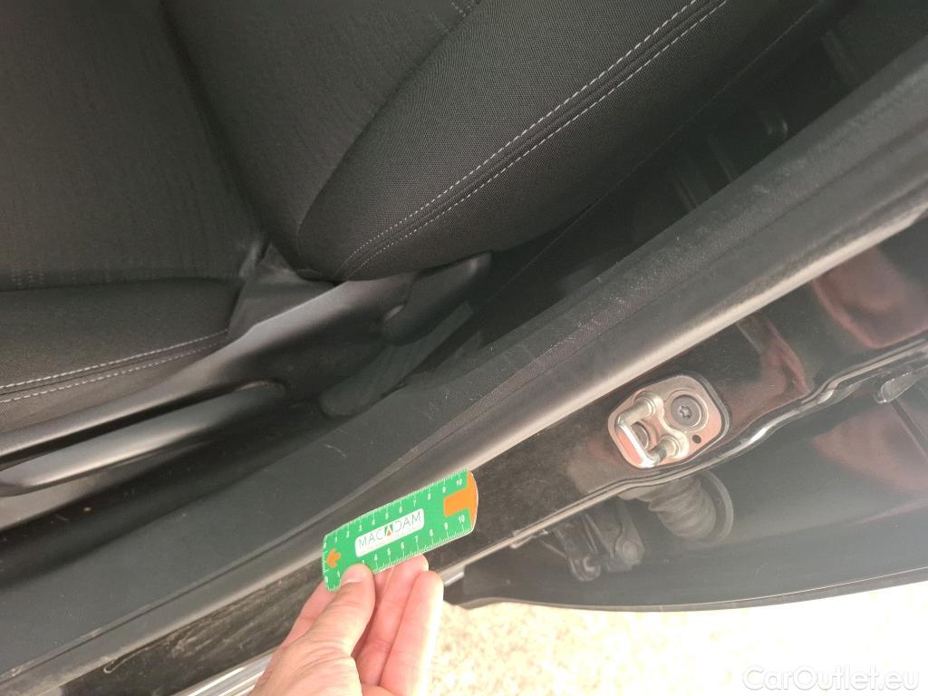  Peugeot  208  Affaire Premium Pack 1.5 HDi 100CV BVM5 E6dT #22