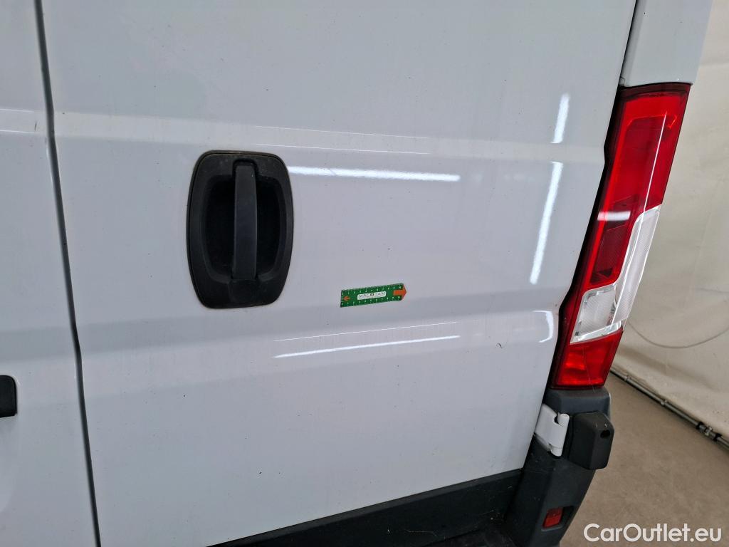 Fiat  Ducato Fiat  VU 4p Fourgon 3.0 M H2 2.0 Mjt 115 Pack Pro Nav #15