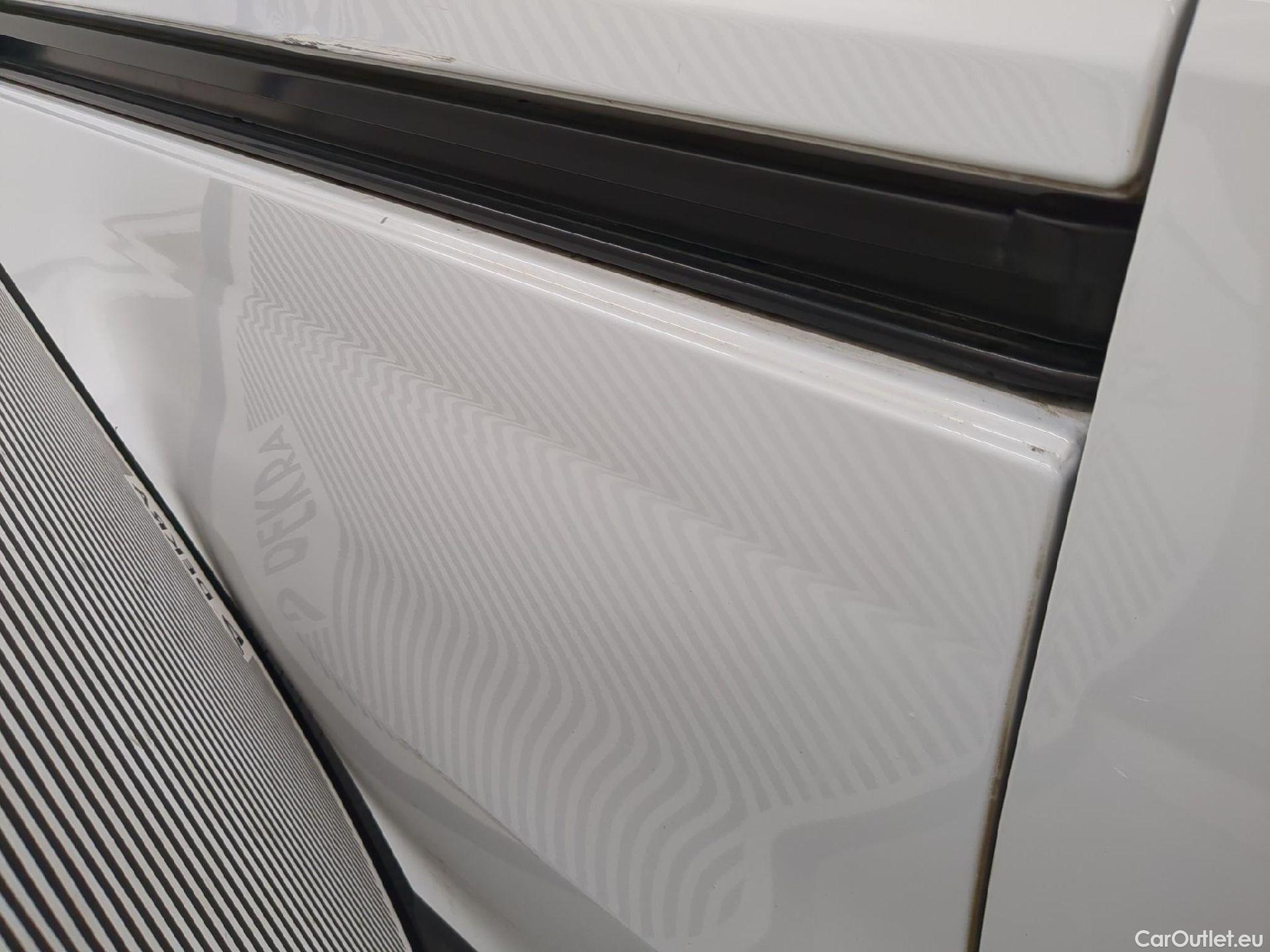  Renault  Trafic  III Fourgon L2H1 3T Confort 2.0 dCi 130CV BVM6 E6d #18