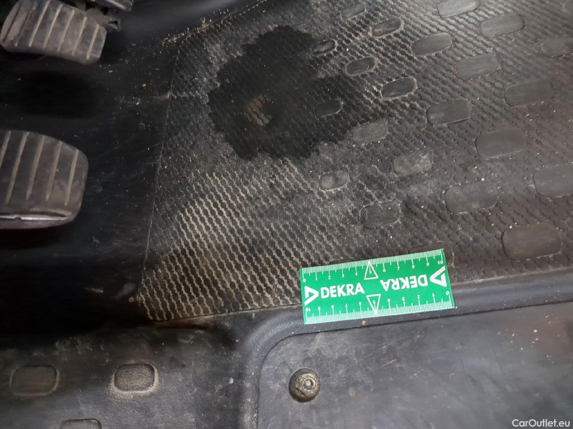  Renault  Trafic  III Fourgon L2H1 3T Confort 2.0 dCi 130CV BVM6 E6d #2