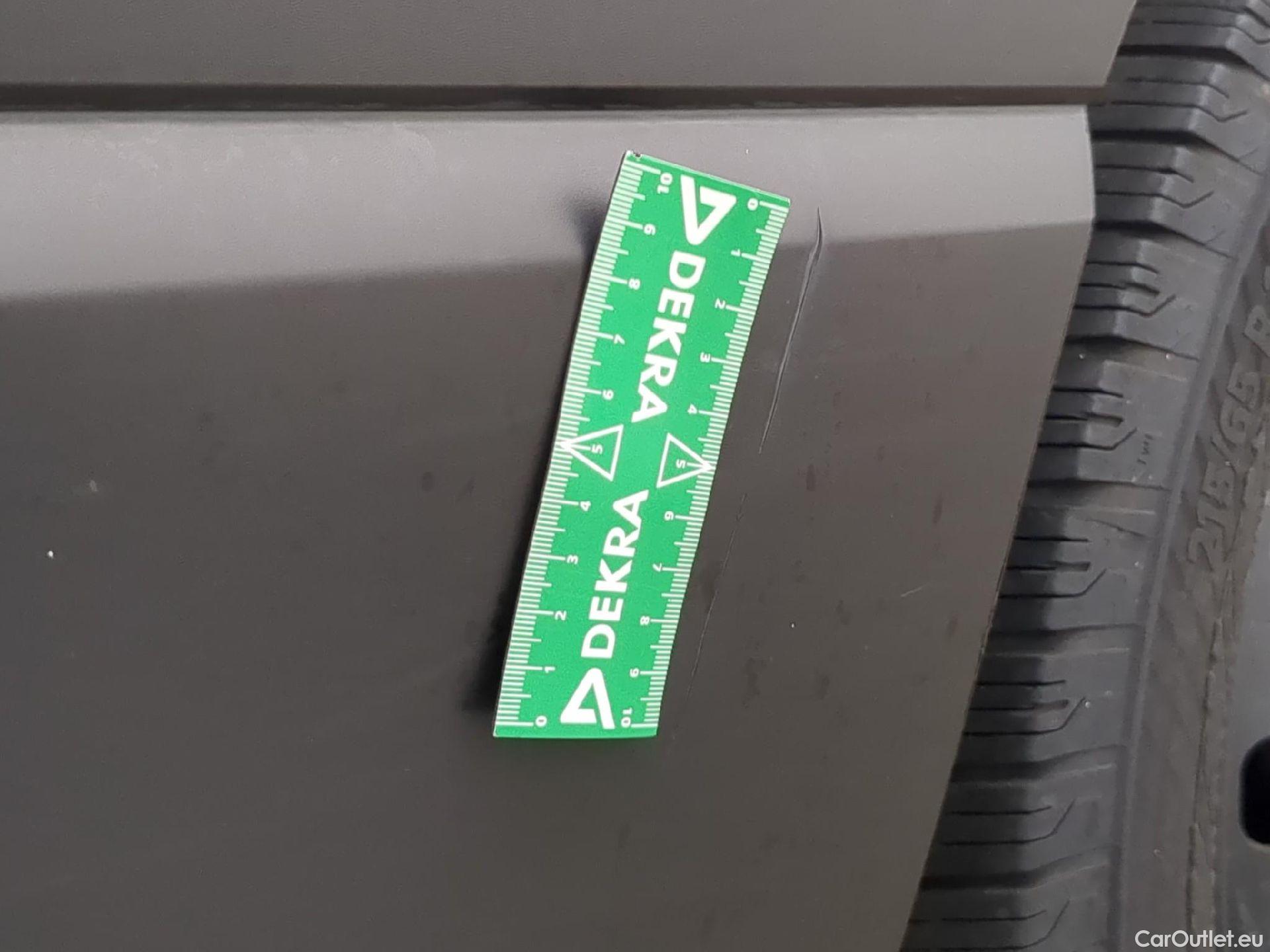  Renault  Trafic  III Fourgon L2H1 3T Confort 2.0 dCi 130CV BVM6 E6d #51