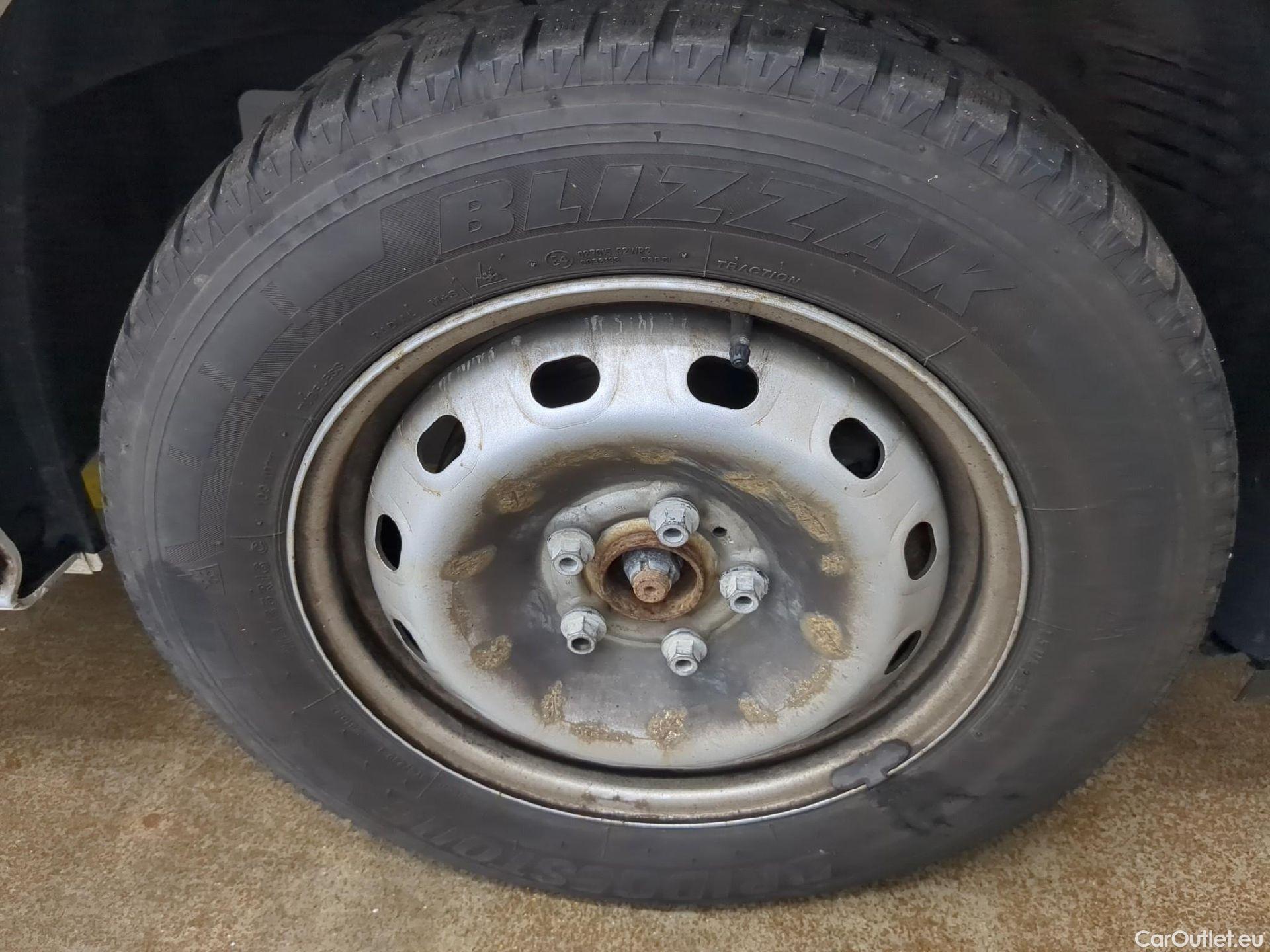  Renault  Trafic  III Fourgon L2H1 3T Confort 2.0 dCi 130CV BVM6 E6d #7