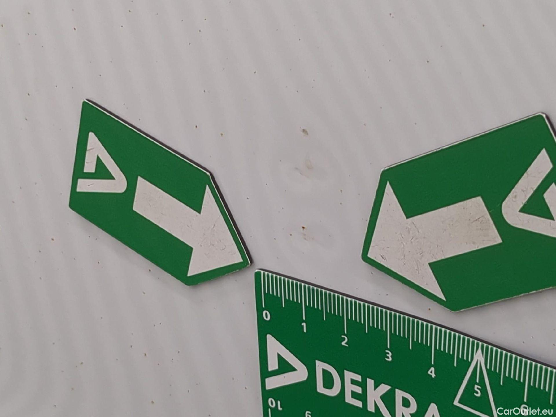  Renault  Trafic  III Fourgon L2H1 3T Confort 2.0 dCi 130CV BVM6 E6d #38