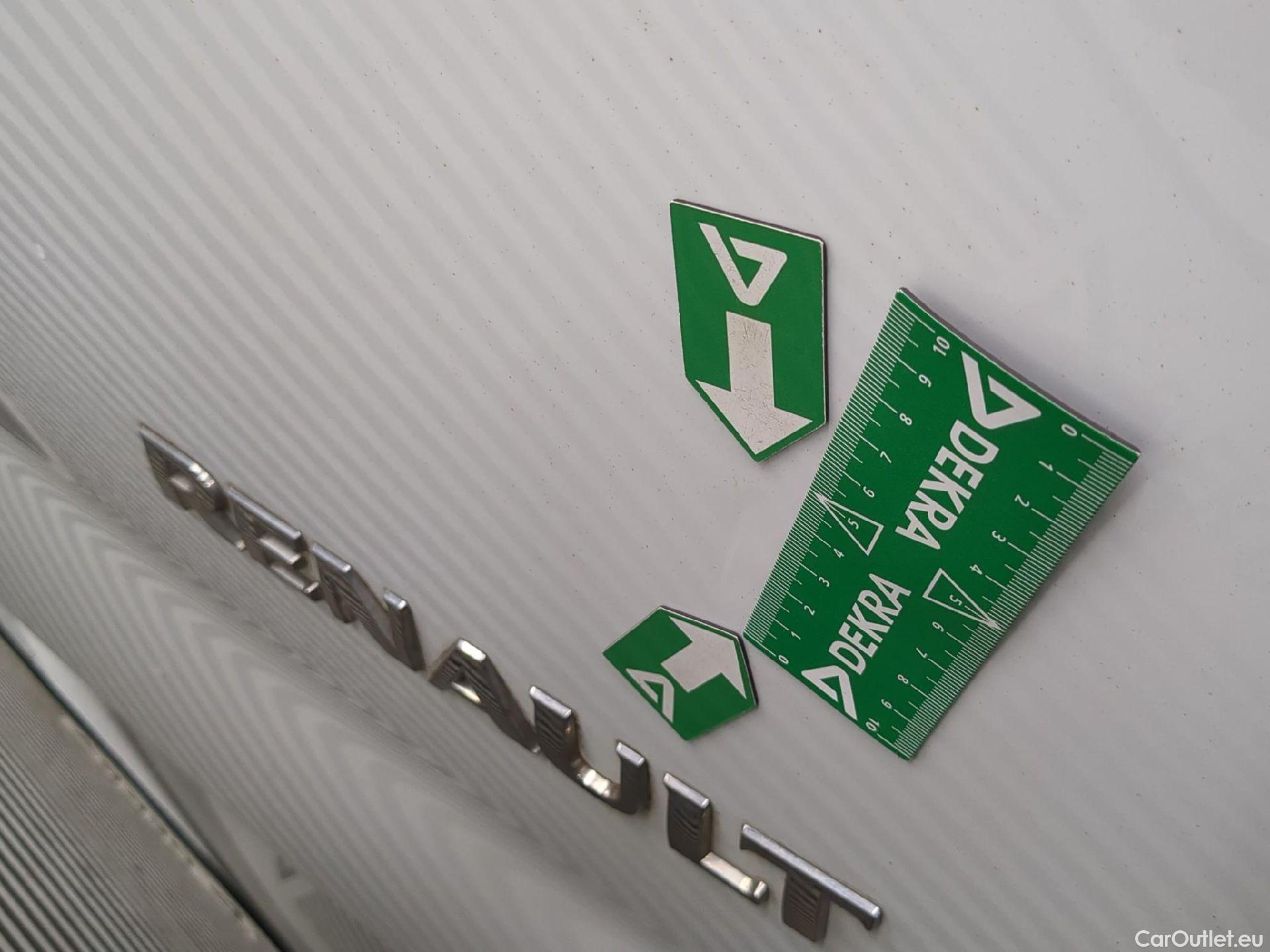  Renault  Trafic  III Fourgon L2H1 3T Confort 2.0 dCi 130CV BVM6 E6d #53