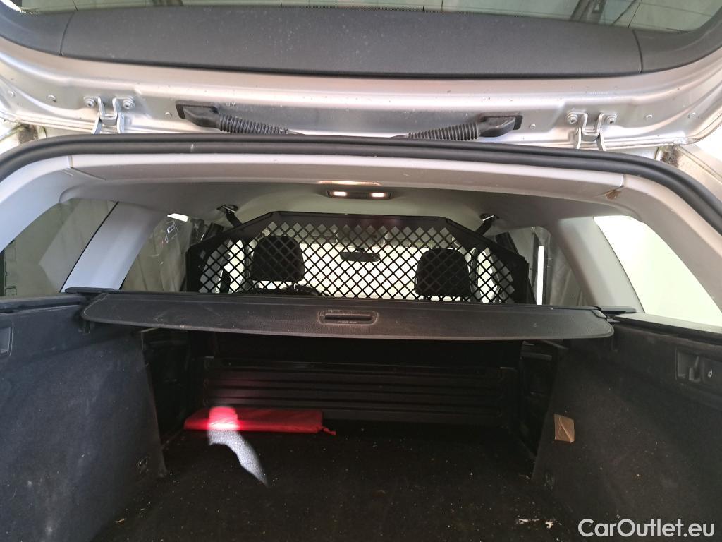  Volkswagen  Golf  VII Break Confortline Business BMT 1.6 TDI 115CV BVM5 E6dT #16