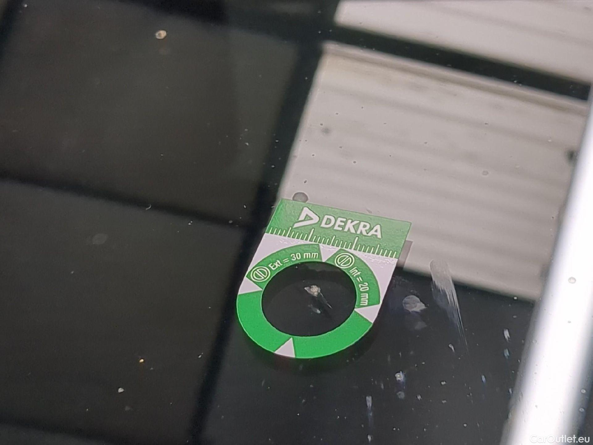  Renault  Trafic  III Fourgon L2H1 3T Confort 2.0 dCi 130CV BVM6 E6d #36