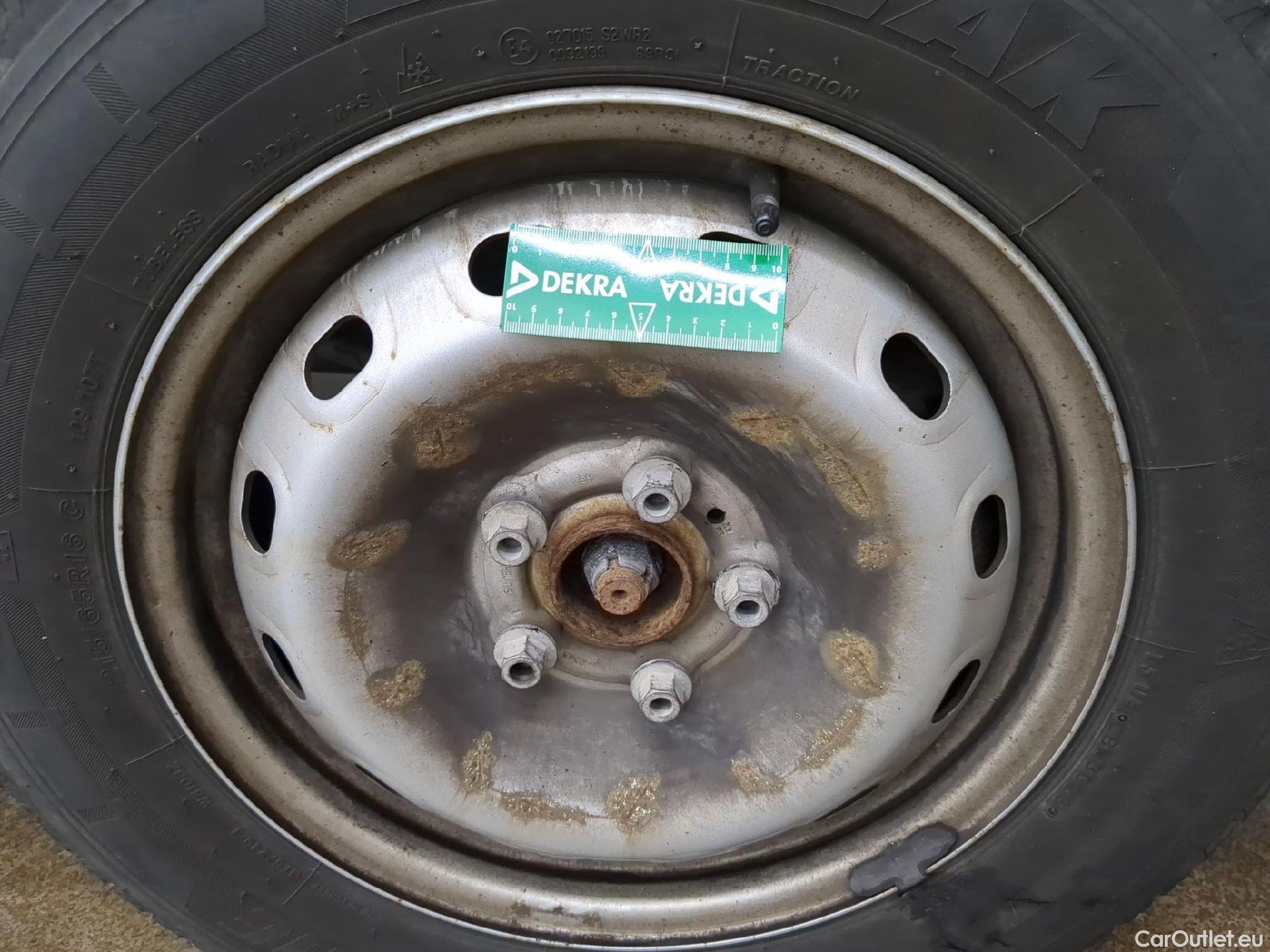  Renault  Trafic  III Fourgon L2H1 3T Confort 2.0 dCi 130CV BVM6 E6d #8