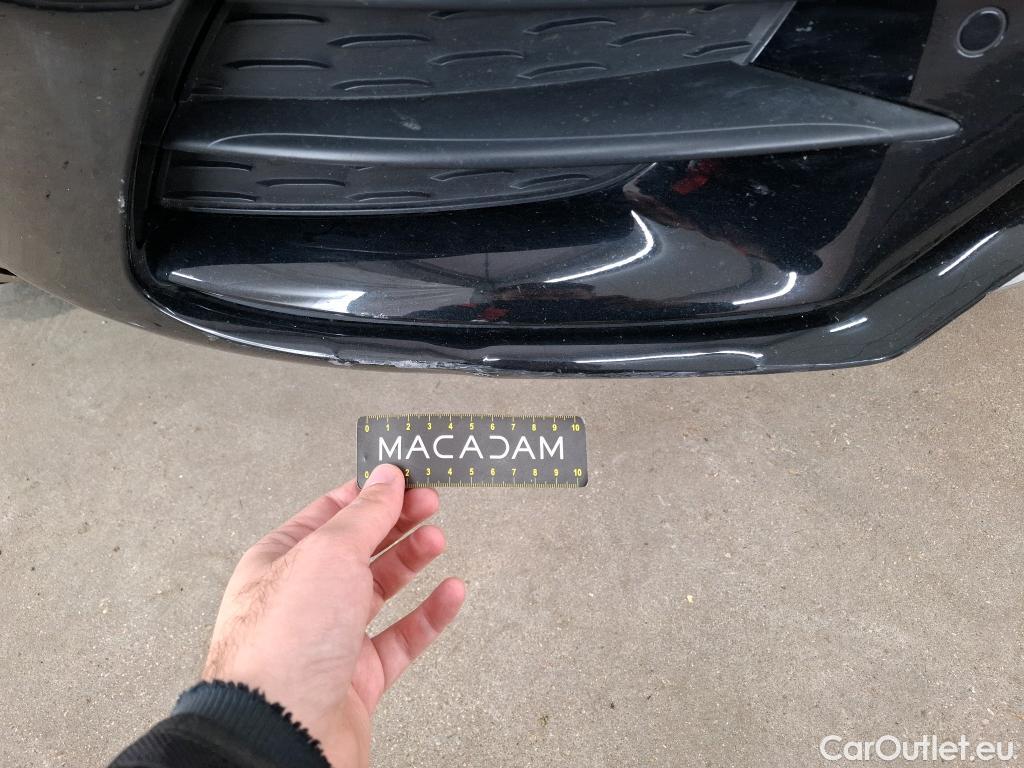  Mercedes  A-Klasse MERCEDES-BENZ Classe A Compact / 2018 / 5P / Berline A 250 e AMG Line 8G-DCT #2