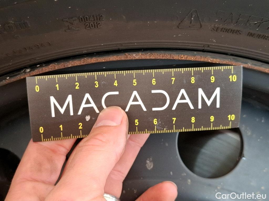  Citroen  Berlingo CITROEN  VU 4p Fourgonnette M 650kg BlueHDi 130 S&S EAT8 Driver #40