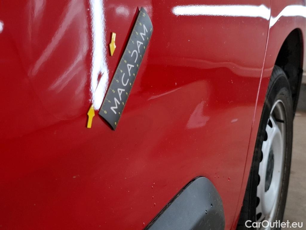  Citroen  Berlingo CITROEN  VU 4p Fourgonnette M 650kg BlueHDi 130 S&S EAT8 Driver #54