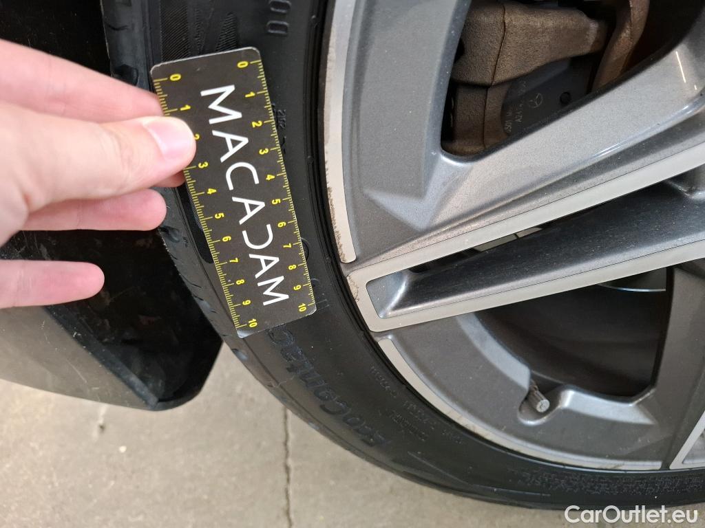  Mercedes  A-Klasse MERCEDES-BENZ Classe A Compact / 2018 / 5P / Berline A 250 e AMG Line 8G-DCT #29