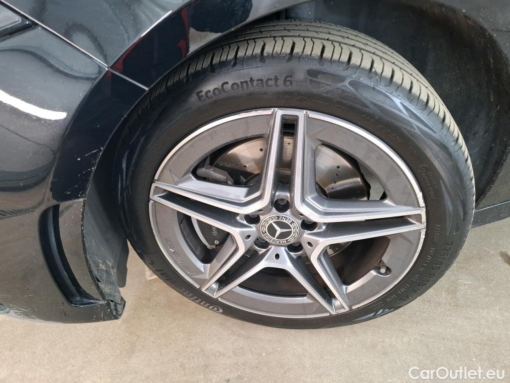  Mercedes  A-Klasse MERCEDES-BENZ Classe A Compact / 2018 / 5P / Berline A 250 e AMG Line 8G-DCT #16