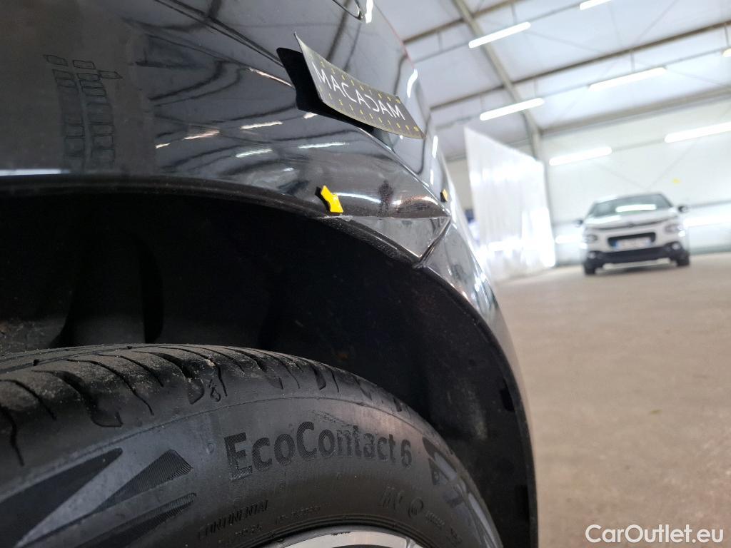  Mercedes  A-Klasse MERCEDES-BENZ Classe A Compact / 2018 / 5P / Berline A 250 e AMG Line 8G-DCT #7