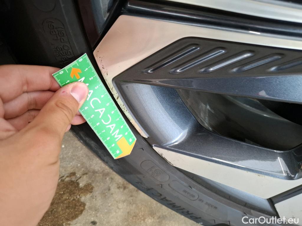  Hyundai  Tucson HYUNDAI  / 2020 / 5P / SUV 1.6 PHEV 265 HTRAC CREATIVE 4WD AUTO #3