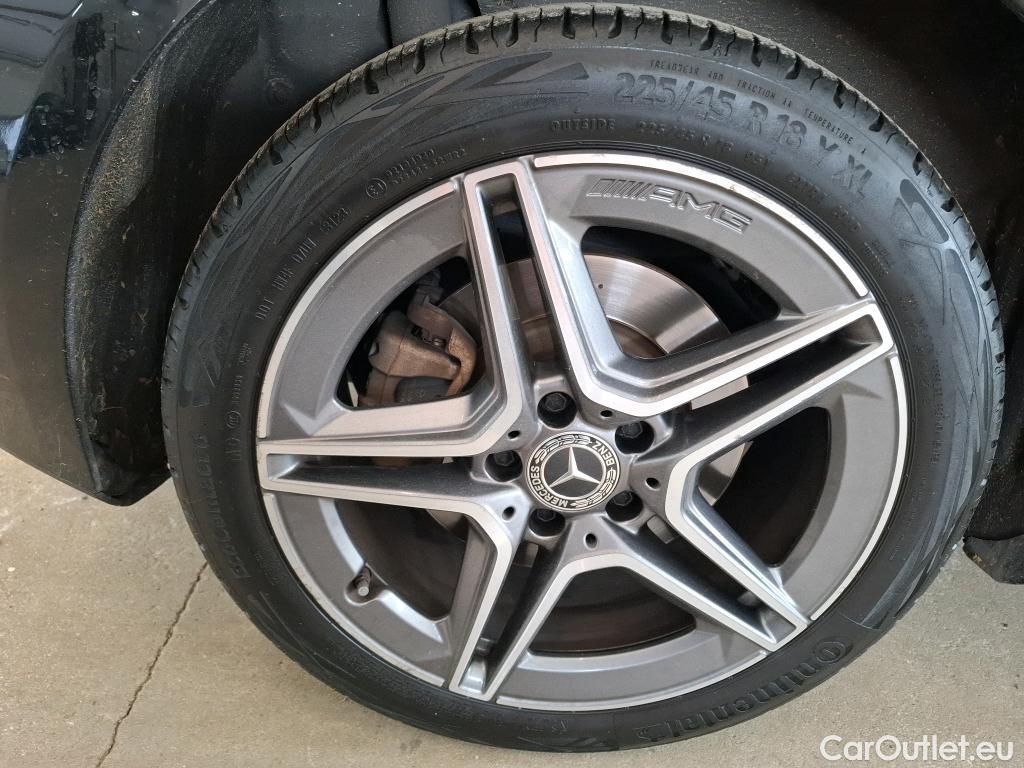  Mercedes  A-Klasse MERCEDES-BENZ Classe A Compact / 2018 / 5P / Berline A 250 e AMG Line 8G-DCT #27