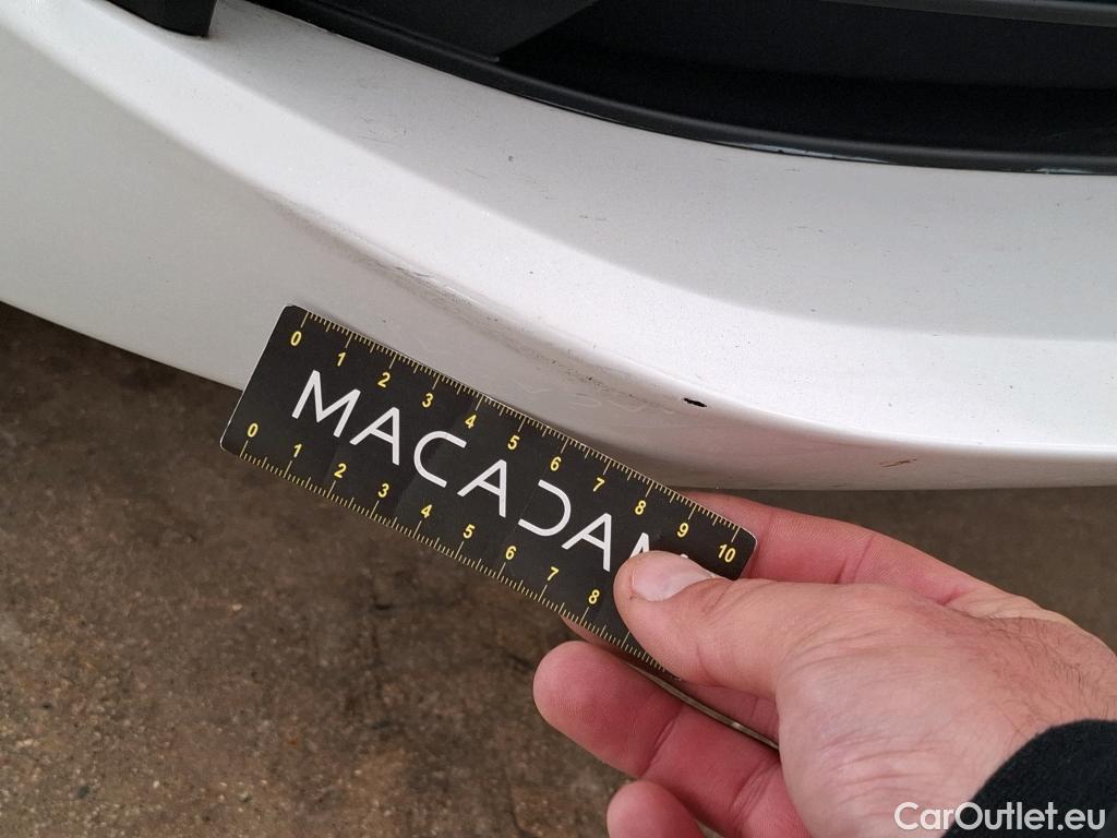  Bmw  Serie 1 BMW Série 1 / 2019 / 5P / Berline 116i DKG7 Business Design #12