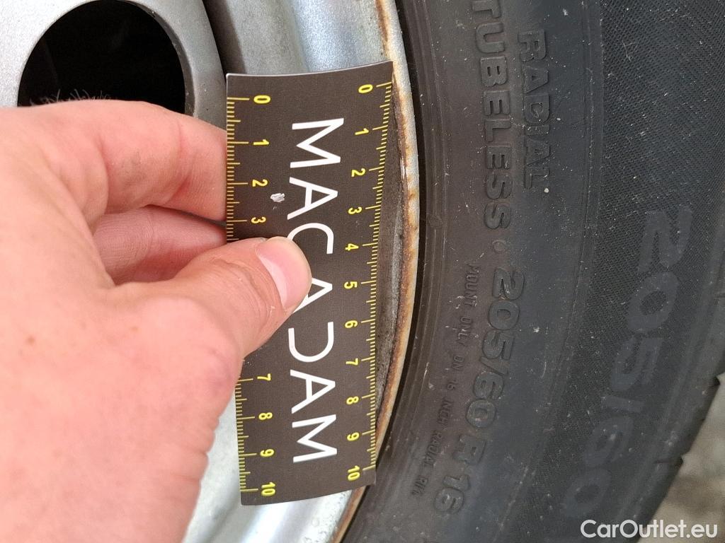  Citroen  Berlingo CITROEN  VU 4p Fourgonnette M 650kg BlueHDi 130 S&S EAT8 Driver #47