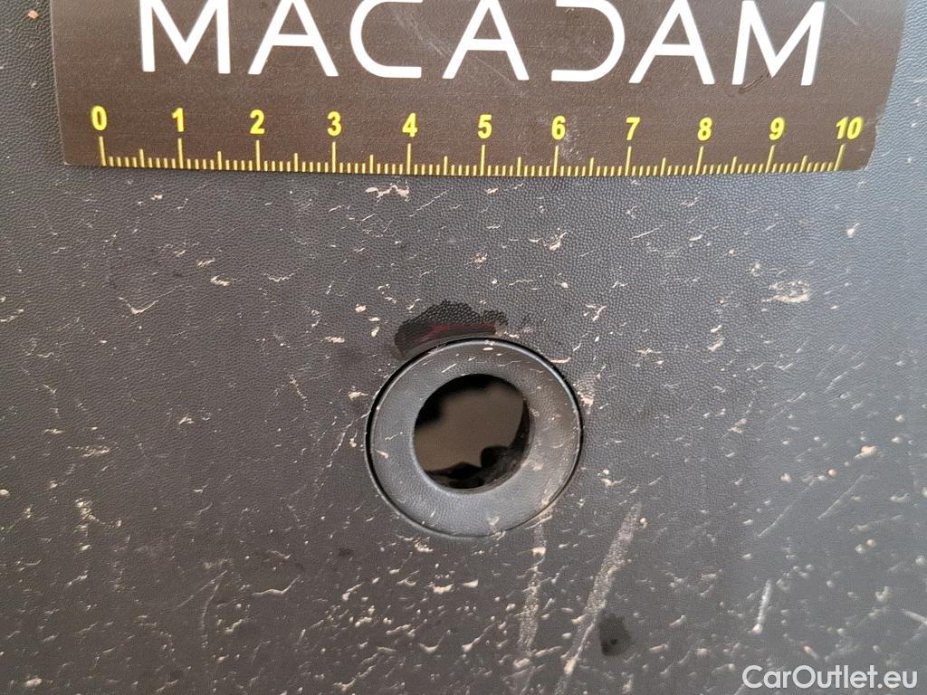  Citroen  Berlingo CITROEN  VU 4p Fourgonnette M 650kg BlueHDi 130 S&S EAT8 Driver #16