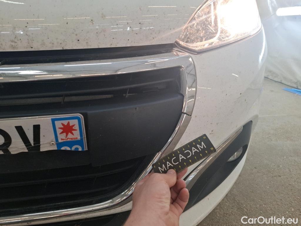  Peugeot  208  Affaire Premium Pack 1.5 HDi 100CV BVM5 E6dT #16