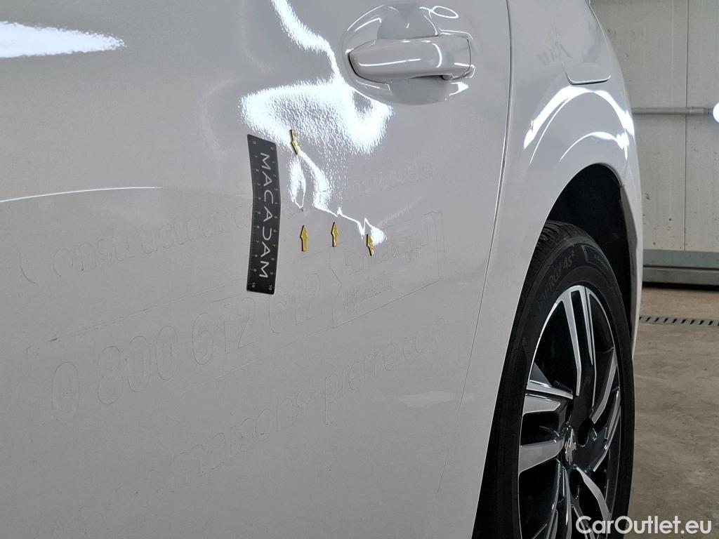  Peugeot  208  Road Trip 1.5 HDi 100CV BVM6 E6d #28