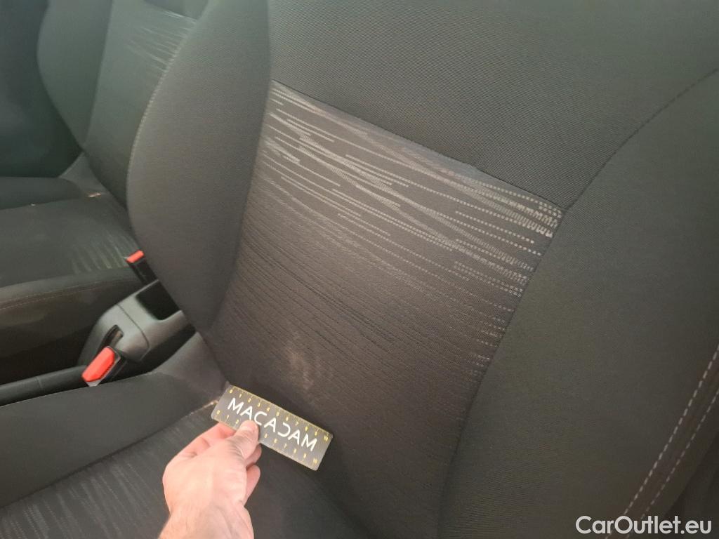  Peugeot  208  Affaire Premium Pack 1.5 HDi 100CV BVM5 E6dT #48