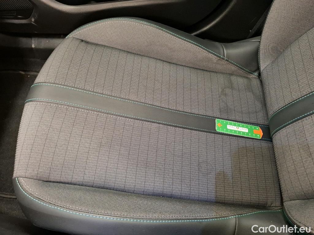  Peugeot  2008  Allure Pack 1.5 HDi 130CV BVA8 E6d #11