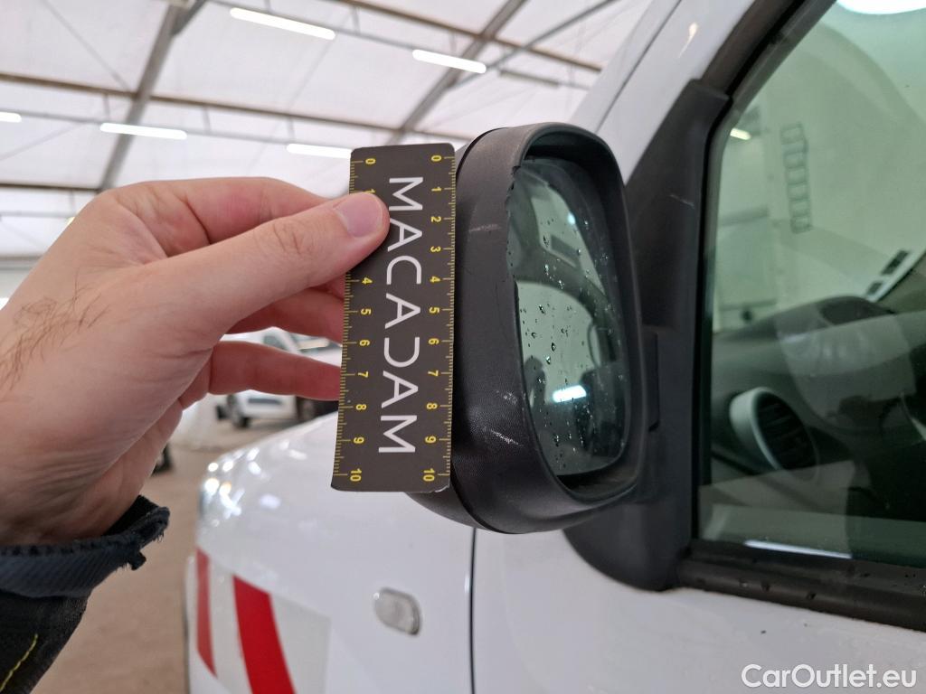  Renault  Kangoo  II Express Maxi Extra (Série Spéciale) 1.5 dCi 95CV BVM6 E6dT #24