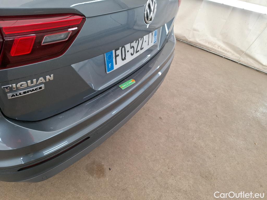  Volkswagen  Tiguan VOLKSWAGEN  Allspace / 2017 / 5P / SUV 2.0 TDI 150 DSG7 Confortline Business #55
