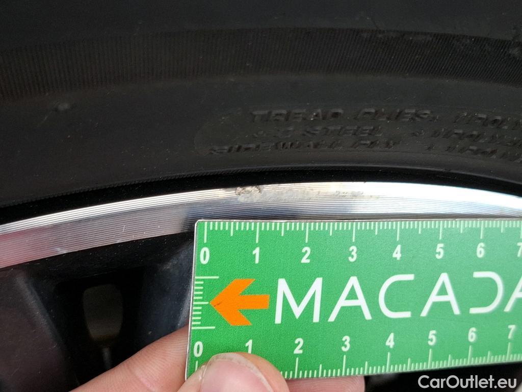  Volkswagen  Tiguan VOLKSWAGEN  Allspace / 2017 / 5P / SUV 2.0 TDI 150 DSG7 Confortline Business #31