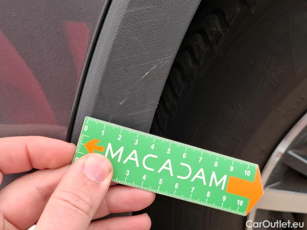  Volkswagen  Tiguan VOLKSWAGEN  Allspace / 2017 / 5P / SUV 2.0 TDI 150 DSG7 Confortline Business #39