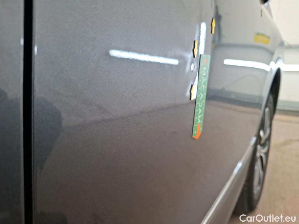  Volkswagen  Tiguan VOLKSWAGEN  Allspace / 2017 / 5P / SUV 2.0 TDI 150 DSG7 Confortline Business #6