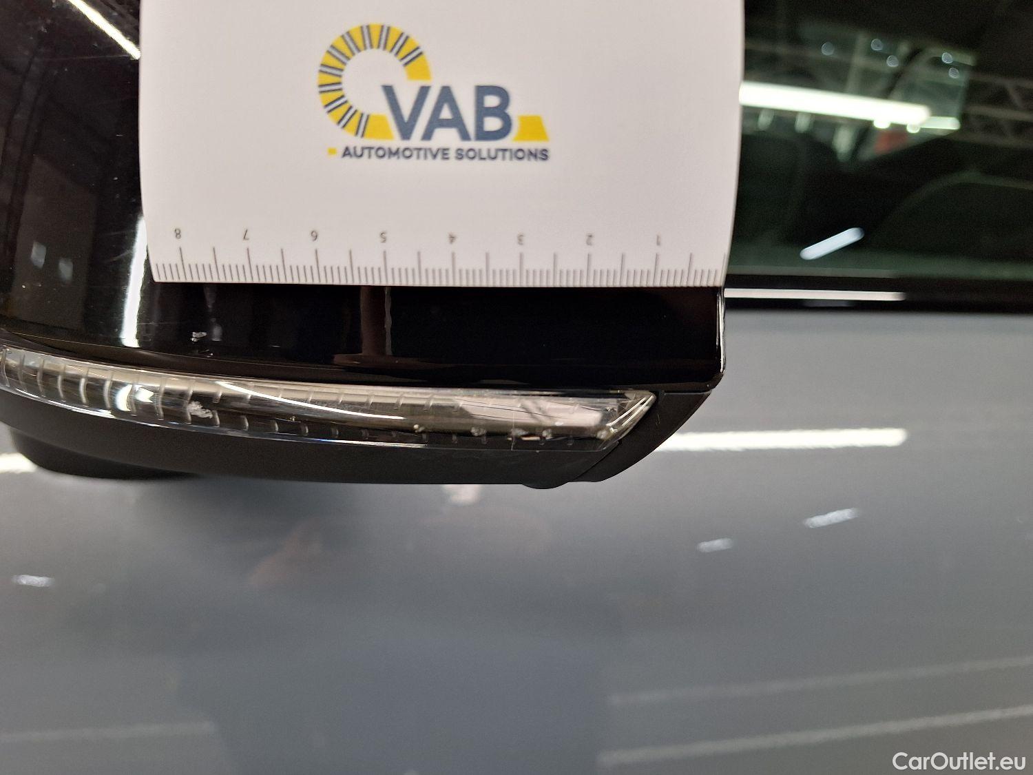  Volvo  XC 40 Volvo, XC40 '17 PHEV, Volvo XC40 T4 Recharge Geartronic R-Design 5d #13