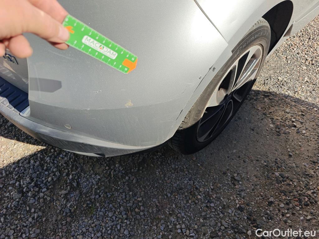  Renault  Scenic RENAULT SCÉNIC 5p 3G monovolumen compacto BOSE Energy dCi 130 eco2 Euro 6 #47