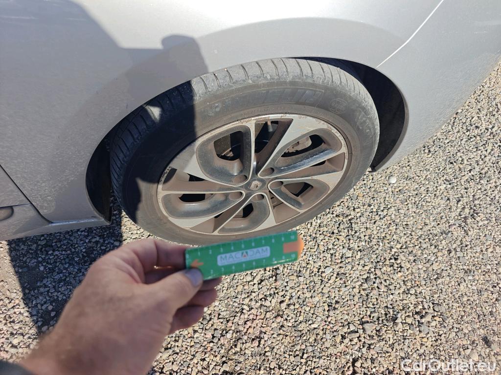  Renault  Scenic RENAULT SCÉNIC 5p 3G monovolumen compacto BOSE Energy dCi 130 eco2 Euro 6 #9