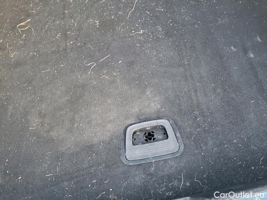  Mercedes  G-Klasee MERCEDES-BENZ GLC Coupé / 2019 / 5P / coupé GLC 200 4MATIC #3