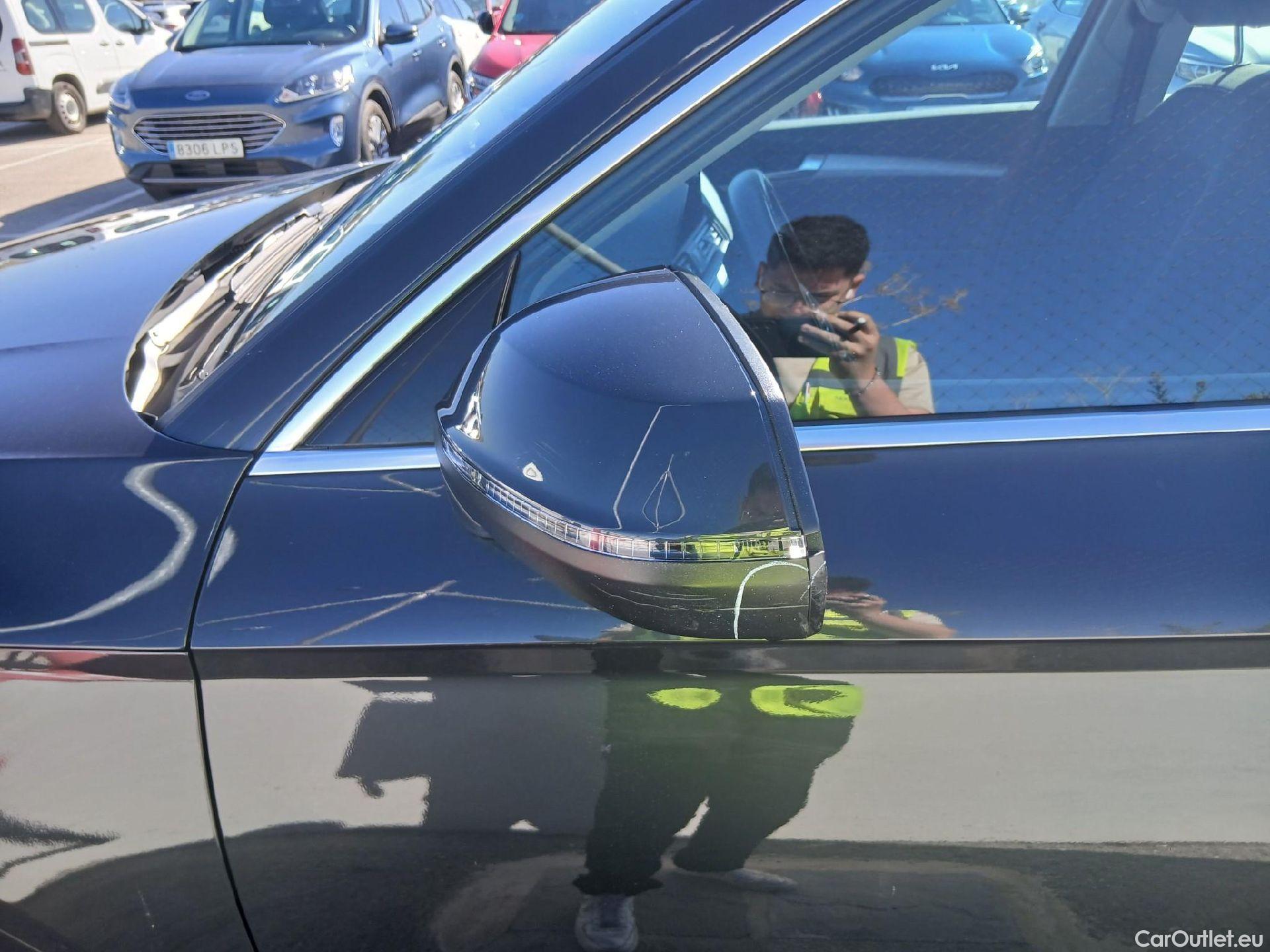  Audi  Q5 AUDI  / 2020 / 5P / todoterreno Advanced 35 TDI 120kW S tronic (AC2) #28