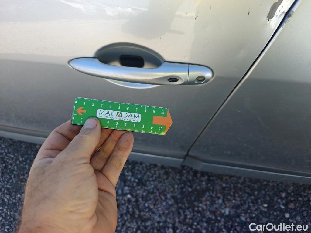  Renault  Scenic RENAULT SCÉNIC 5p 3G monovolumen compacto BOSE Energy dCi 130 eco2 Euro 6 #60