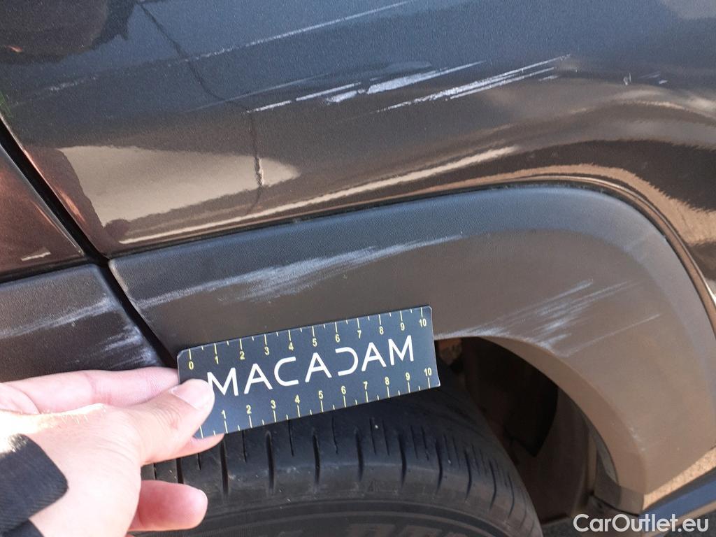  Toyota  RAV4 TOYOTA  / 2018 / 5P / todoterreno 2.5l 220H Advance 4WD #44