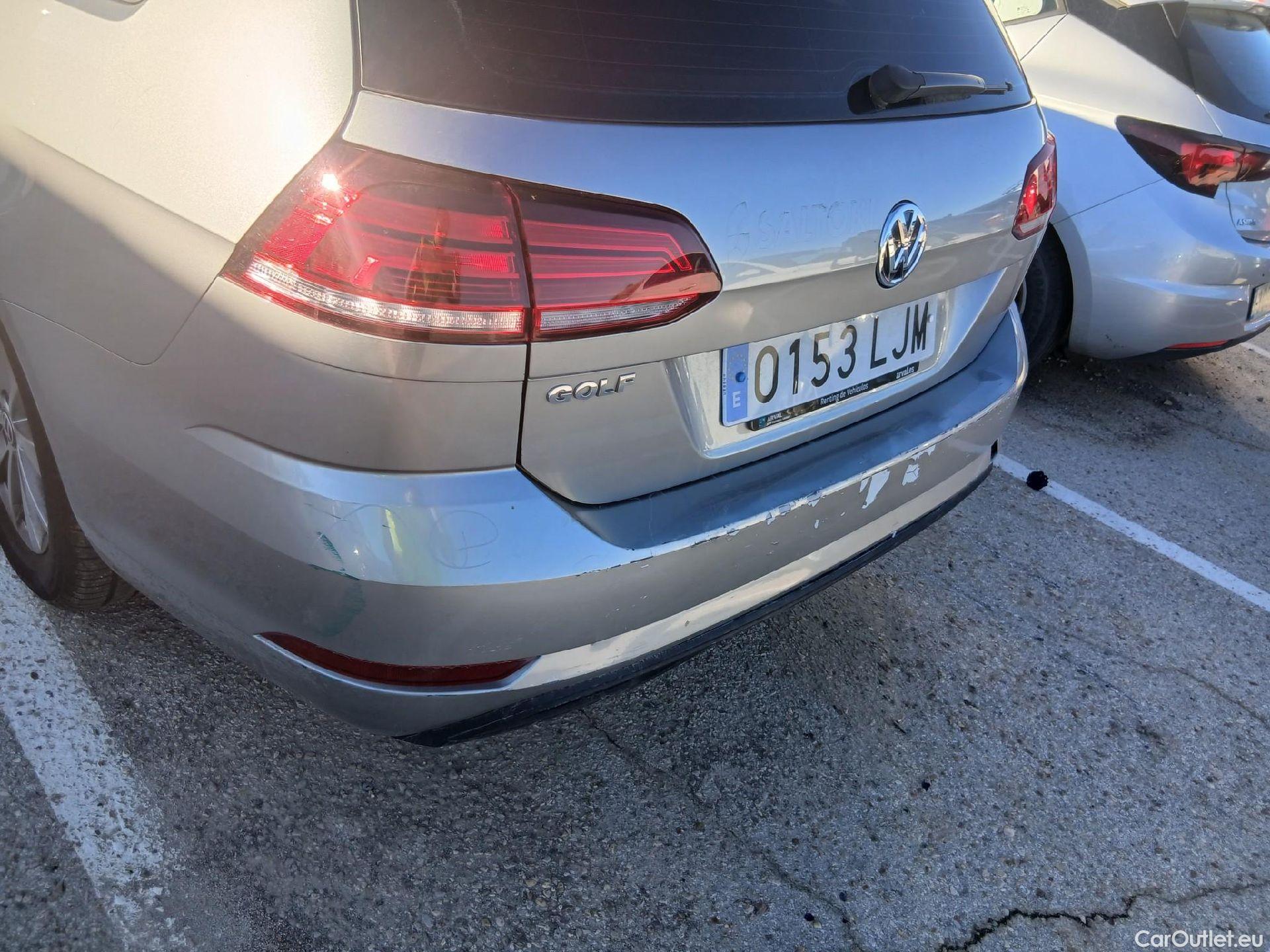  Volkswagen  Golf  VOLKSWAGEN / 2016 / 5P / familiar Business 1.6 TDI 85kW (115CV) Variant #28