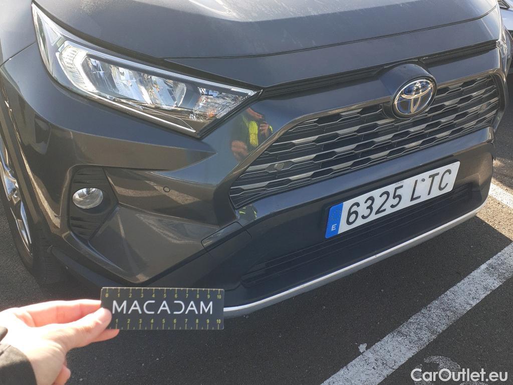  Toyota  RAV4 TOYOTA  / 2018 / 5P / todoterreno 2.5l 220H Advance 4WD #36